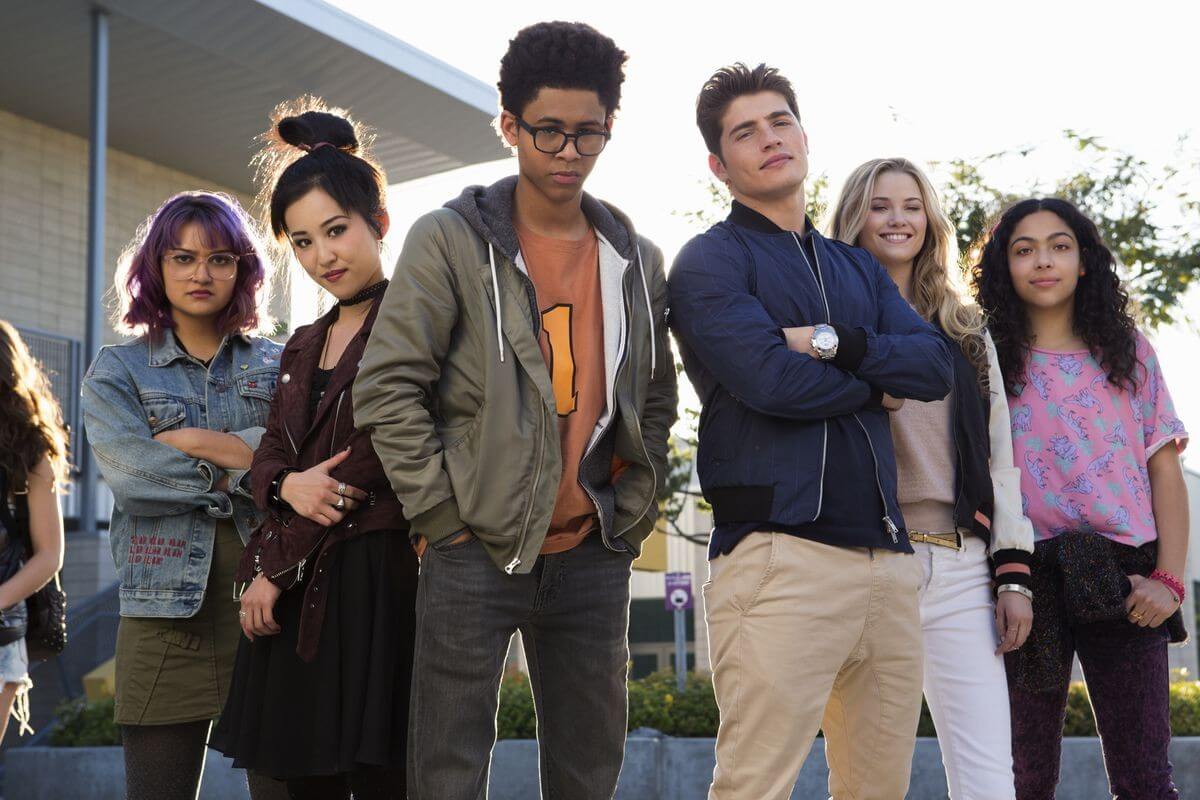 REVIEW: Marvel's Runaways Season 1 – Marvel Not Only Dominates the Film  Industry, but also the Television Inside Your Home! - Comic Watch